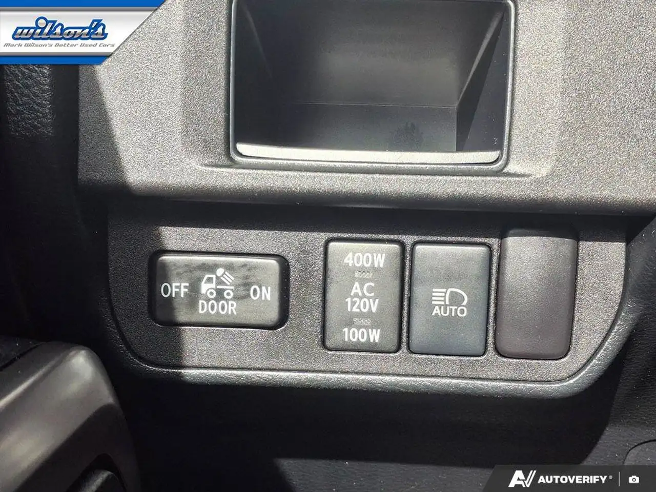 Toyota Tacoma снимка Toyota Tacoma
