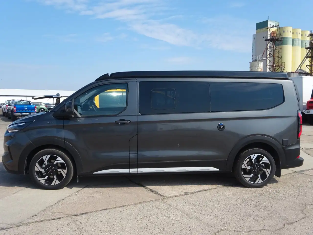 Ford Tourneo Custom 2026