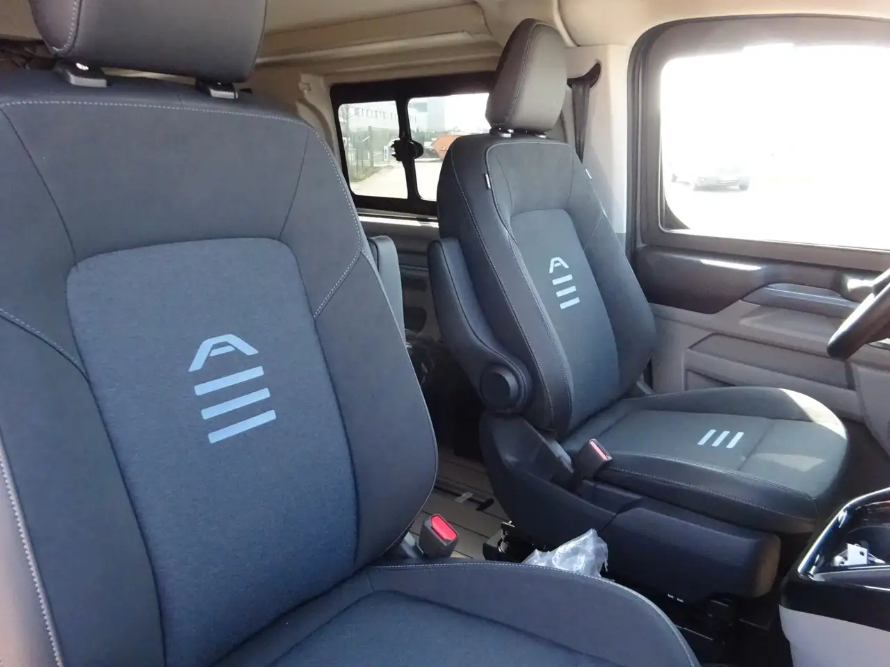 Ford Tourneo Custom 2026 — фото 13