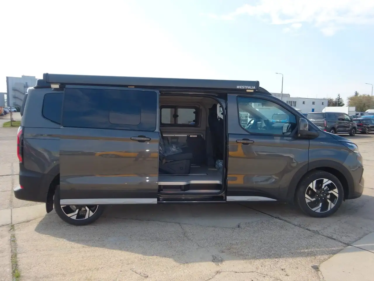Ford Tourneo Custom 2026 — фото 11