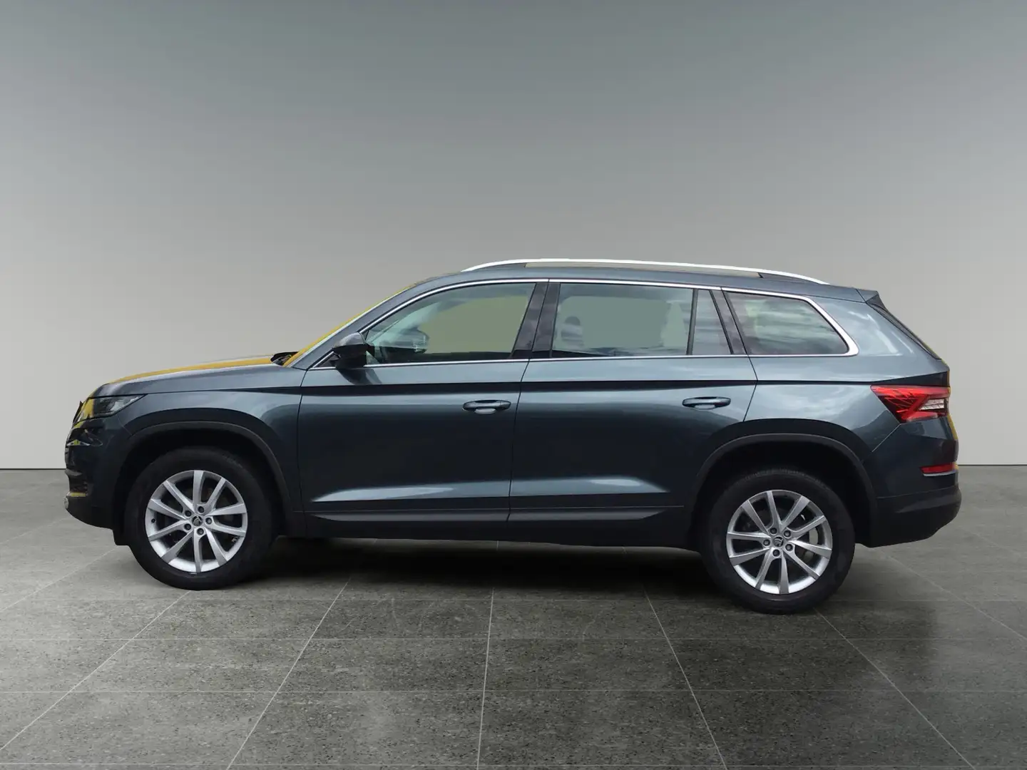Skoda Kodiaq 8-fach bereift! Grau - 2