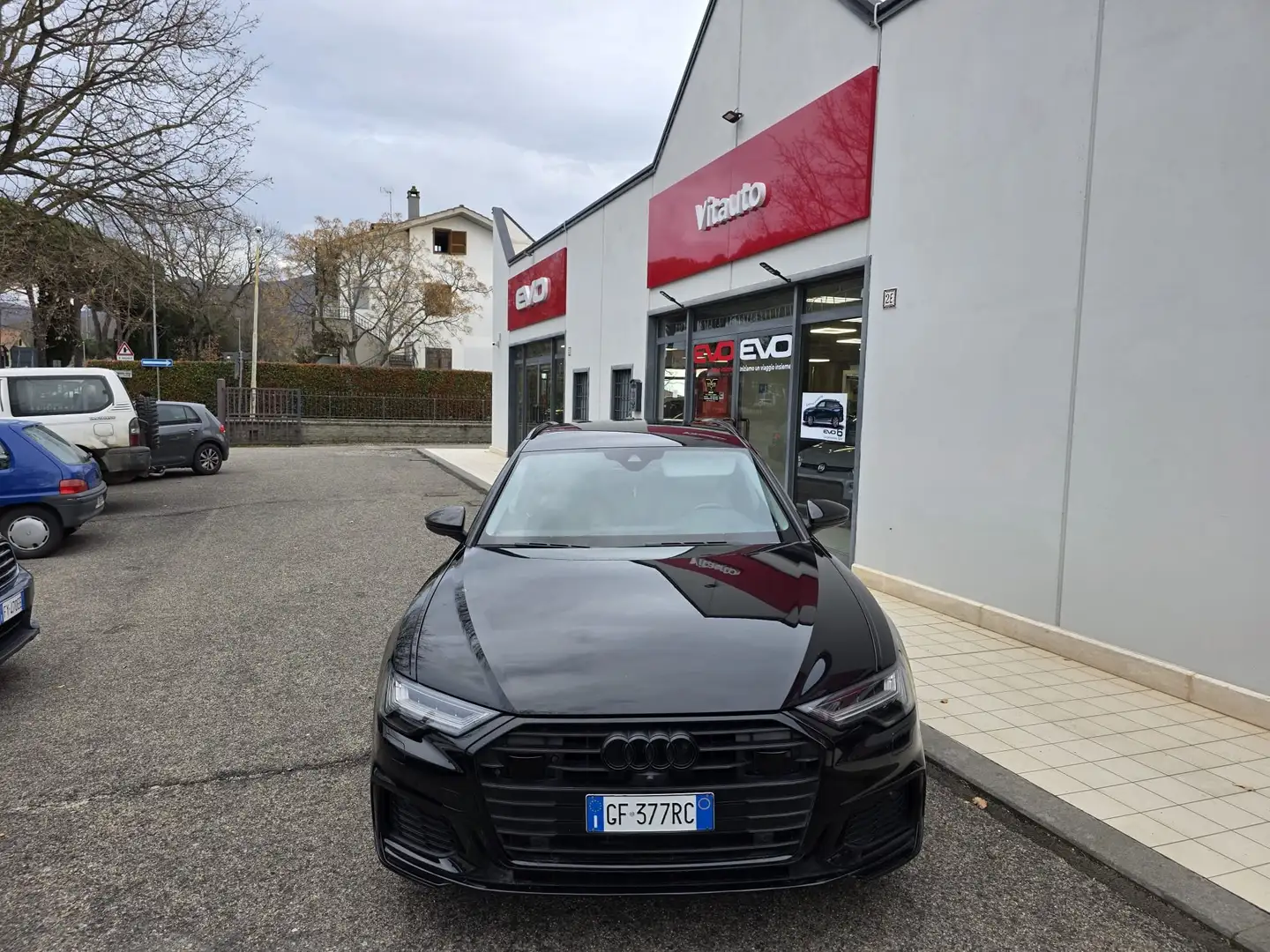 Audi A6 Avant 35 2.0 tdi mhev Business Sport s-tronic Zwart - 1