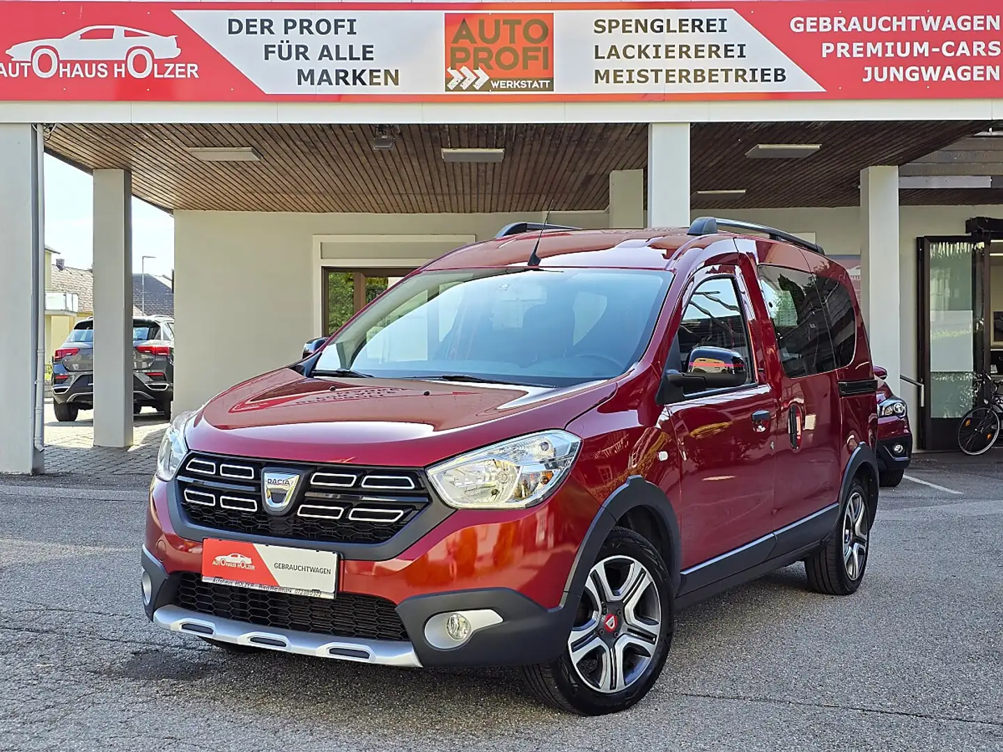 Dacia Dokker Stepway 1.5 dCi 95 Charisma *NAVI, Rü.Kam* Rot - 1