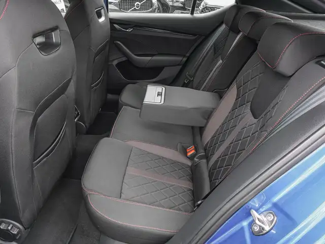 Skoda Octavia view 15
