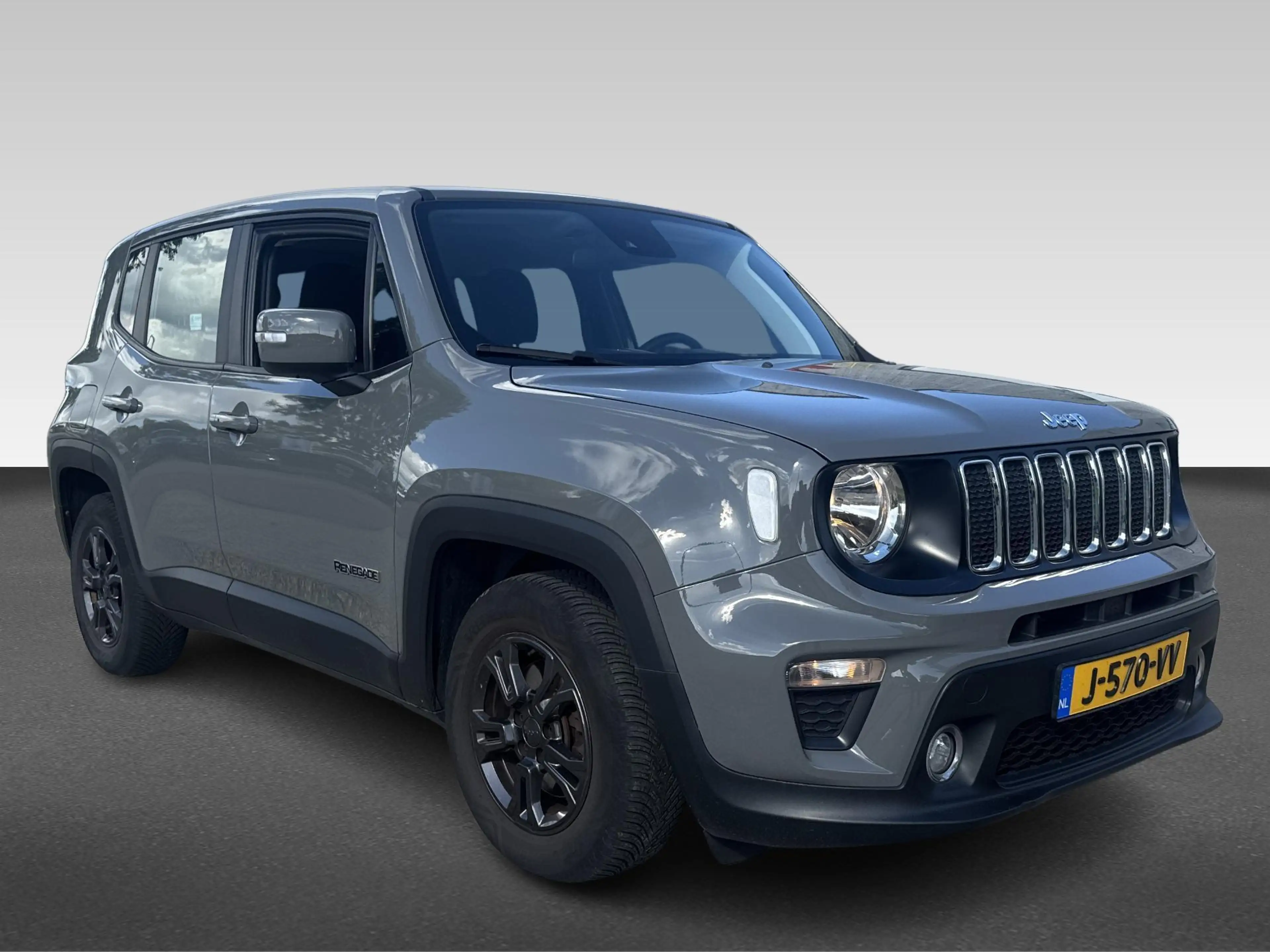 Jeep Renegade 1.3T DDCT Longitude — photo 8