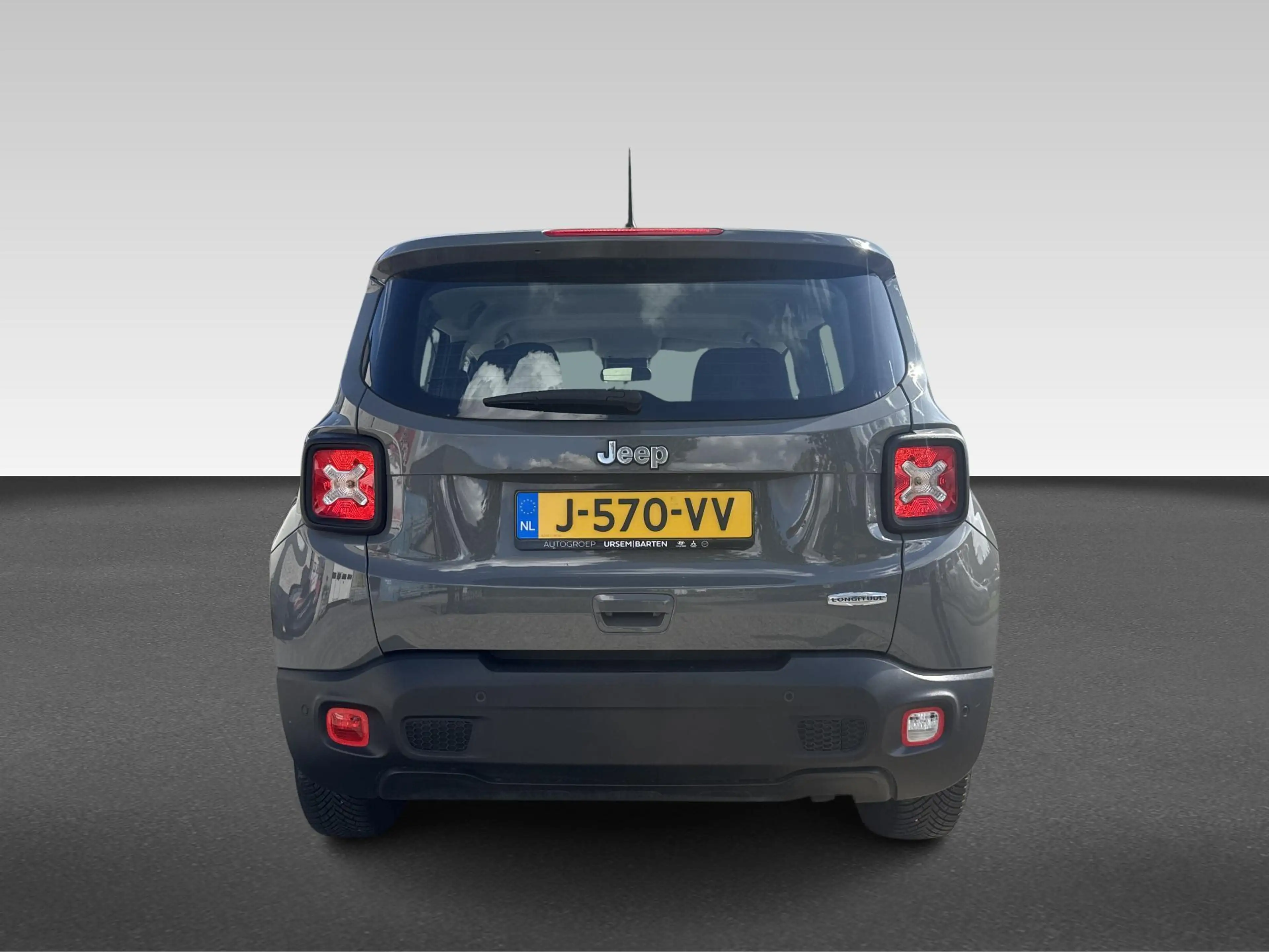 Jeep Renegade 1.3T DDCT Longitude — photo 10