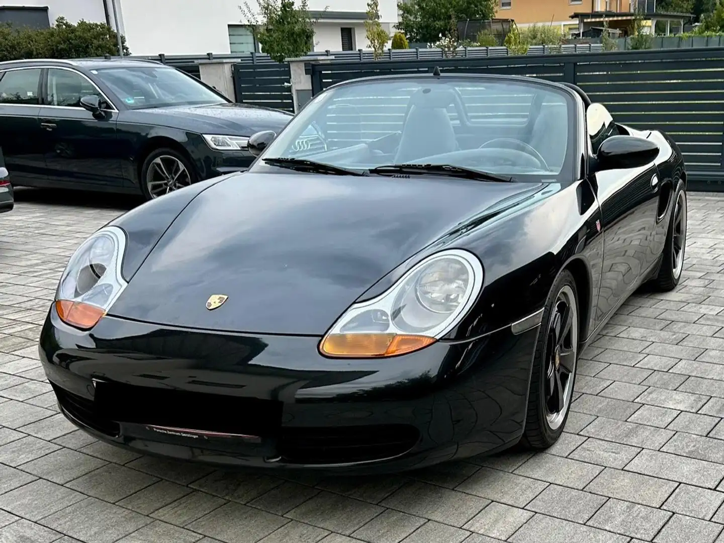 Porsche Boxster Schwarz - 1