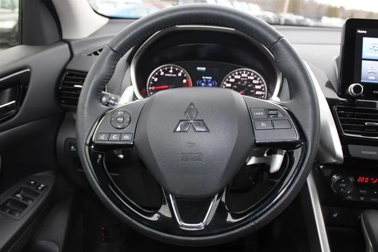 Mitsubishi Eclipse Cross снимка Mitsubishi Eclipse Cross