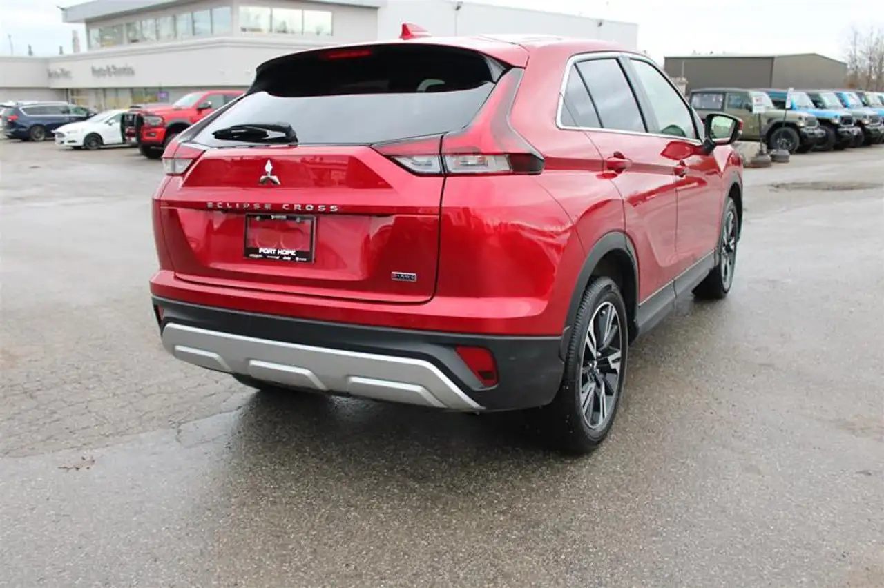 Mitsubishi Eclipse Cross снимка Mitsubishi Eclipse Cross