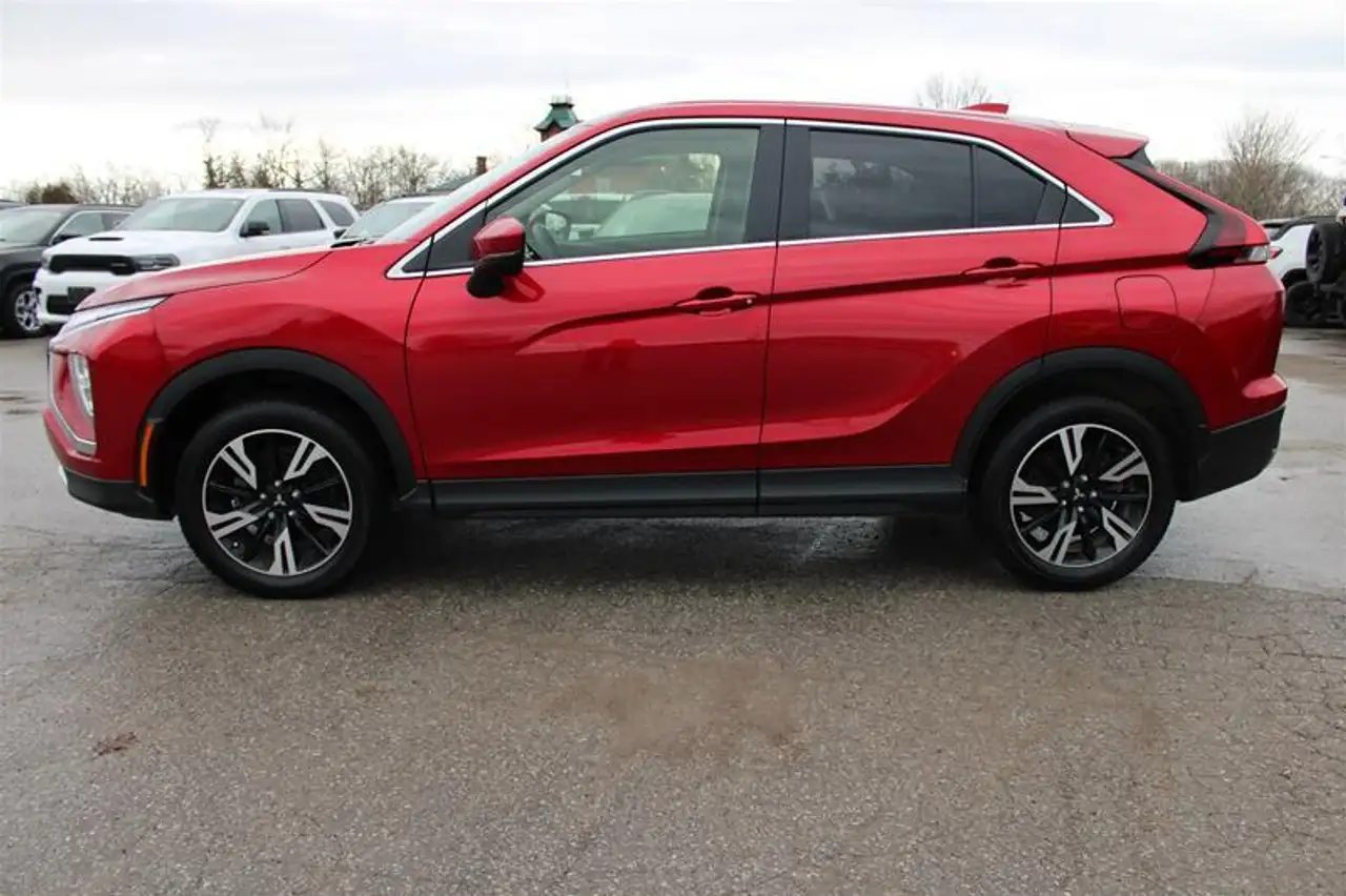 Mitsubishi Eclipse Cross снимка Mitsubishi Eclipse Cross
