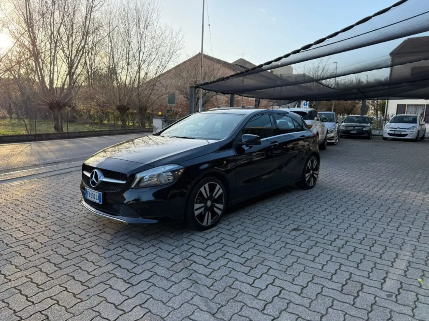 Mercedes-Benz A 180 d Automatic Premium OK NEOPATENTATI Nero - 1