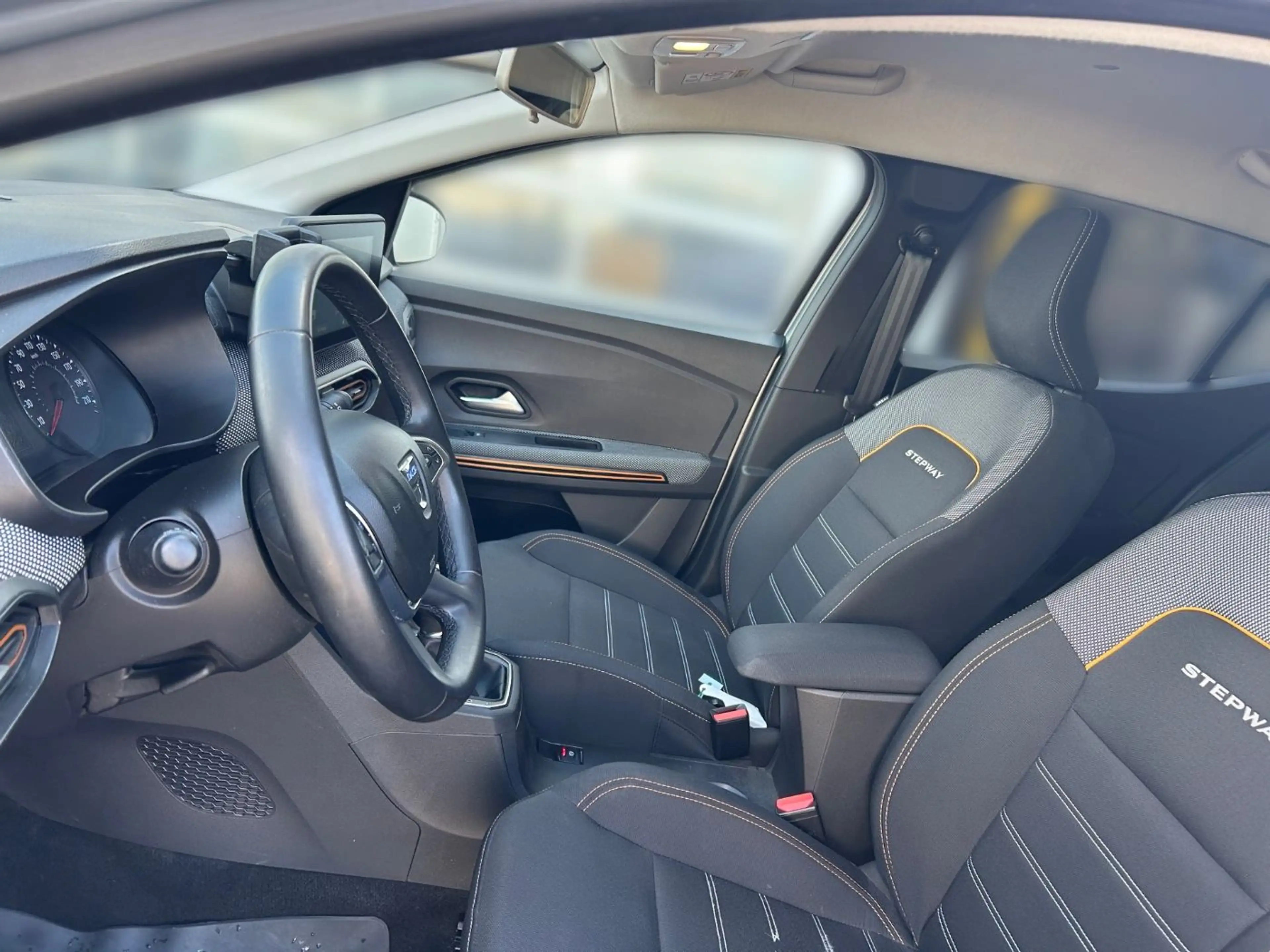 Dacia Sandero III 1.0 TCe 90 Stepway Comfort DAB AUT — photo 8