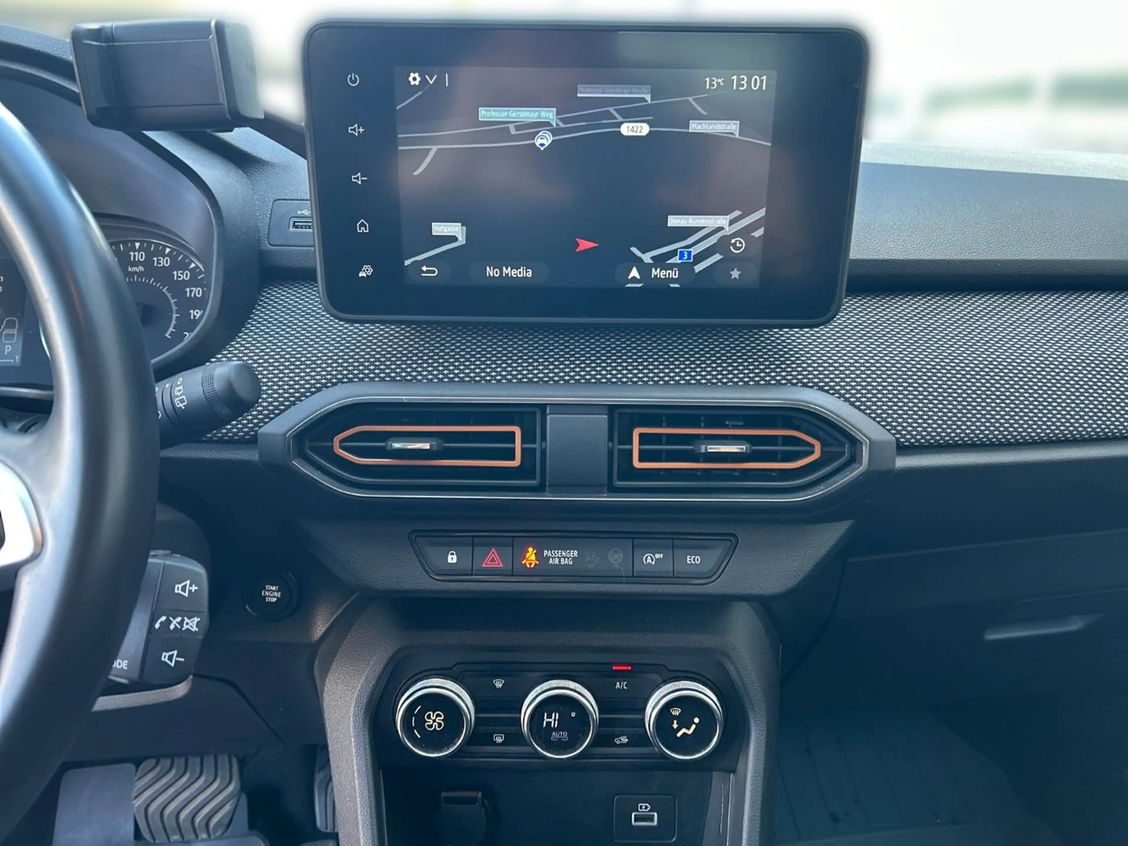 Dacia Sandero III 1.0 TCe 90 Stepway Comfort DAB AUT — photo 10