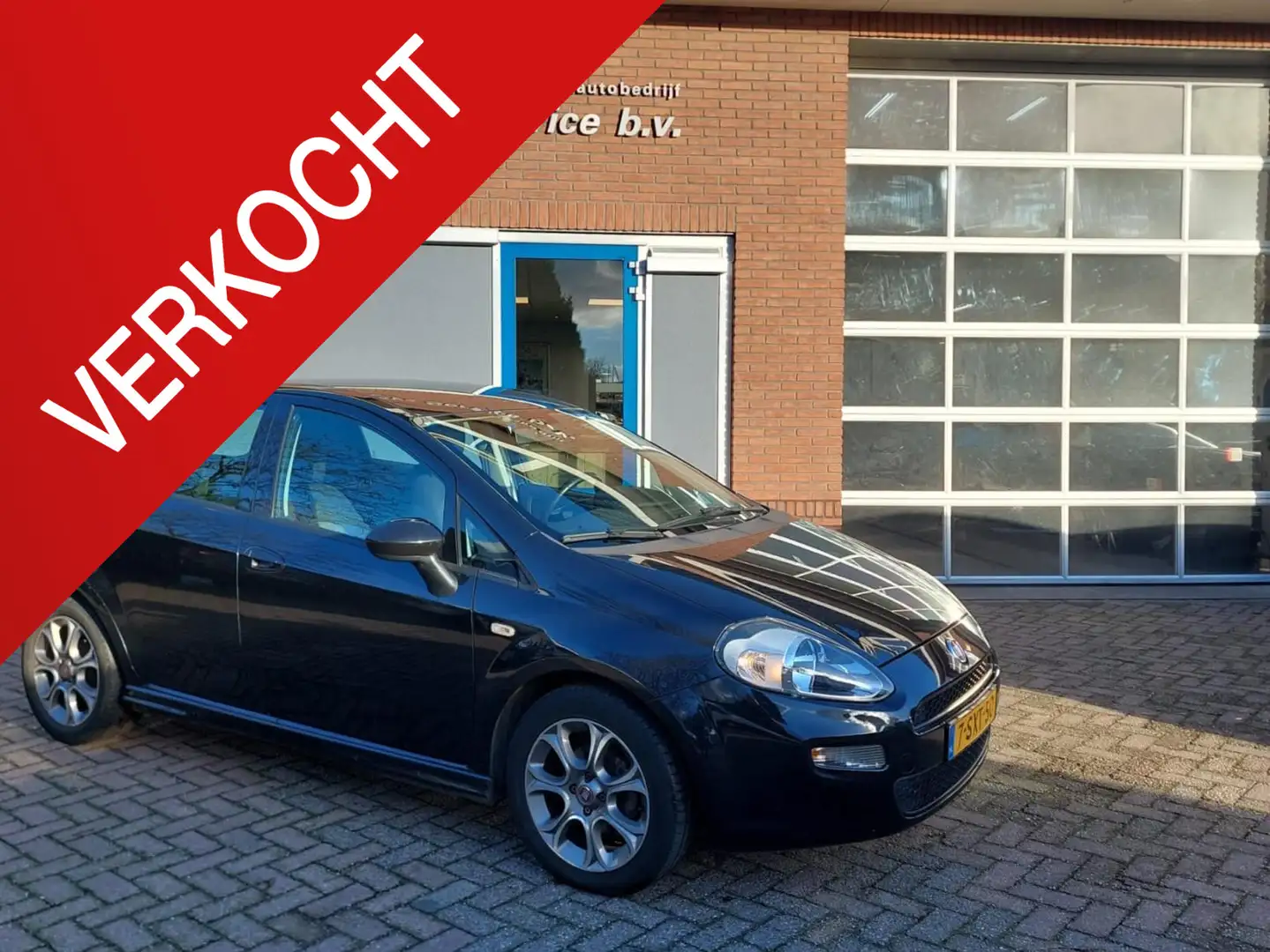Fiat Punto Evo 0.9 TwinAir Pop Noir - 1