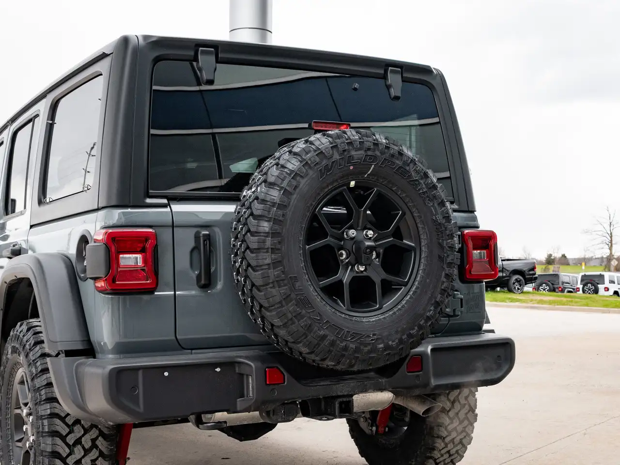 Jeep Wrangler снимка Jeep Wrangler
