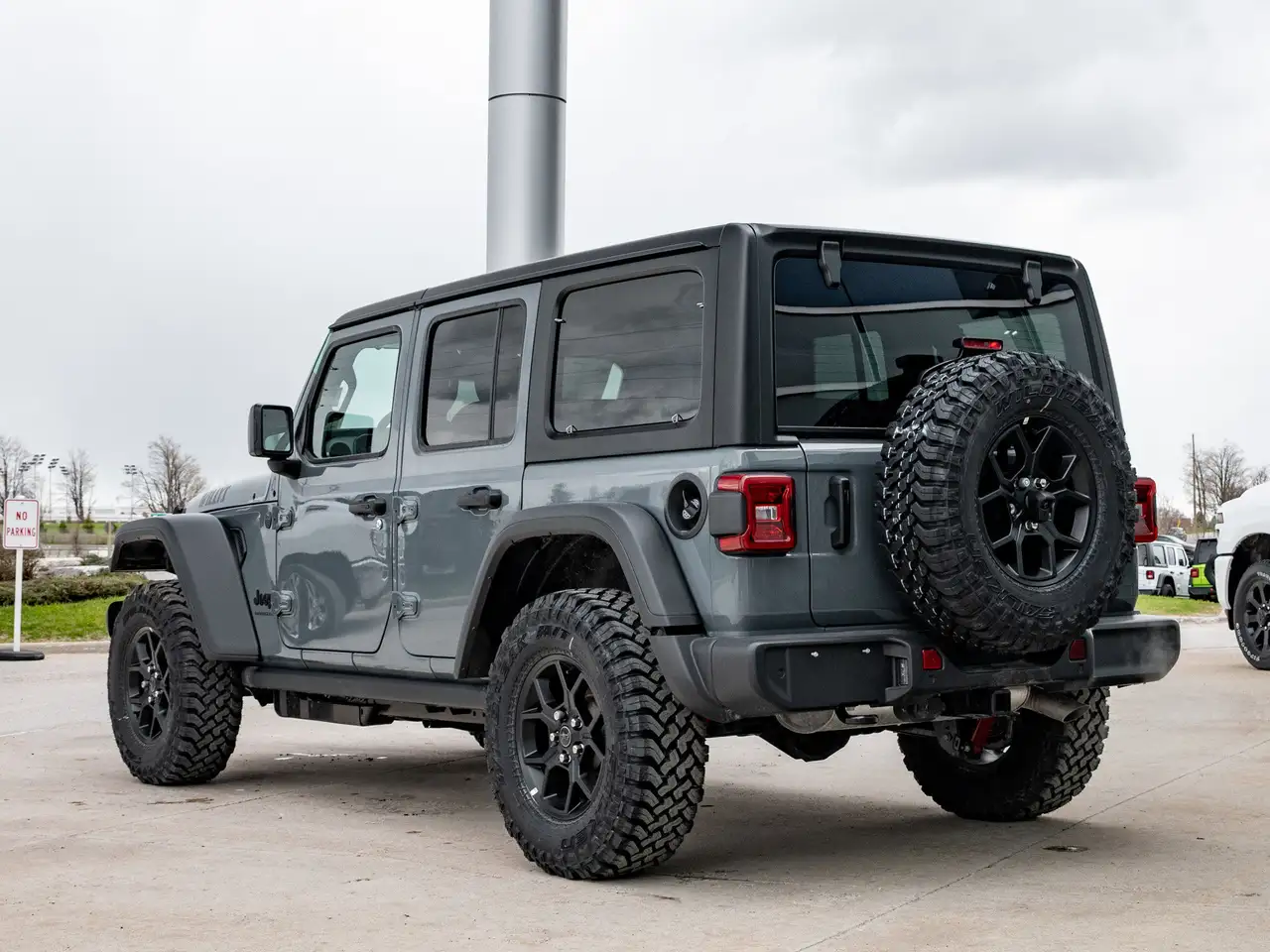 Jeep Wrangler снимка Jeep Wrangler