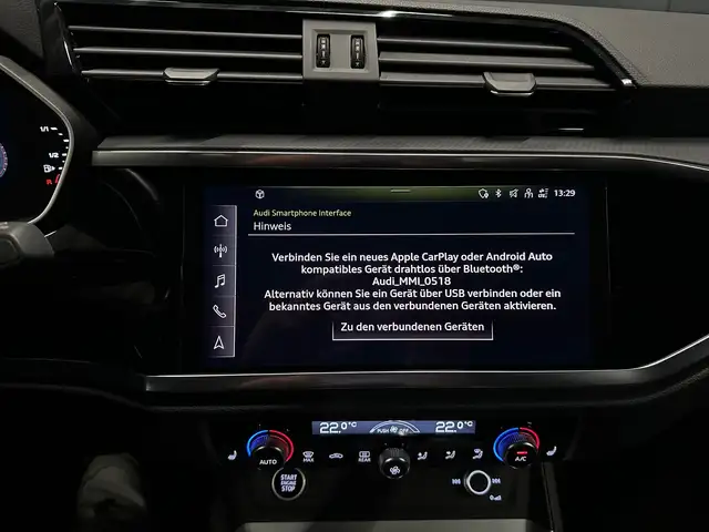 Audi Q3 view 22