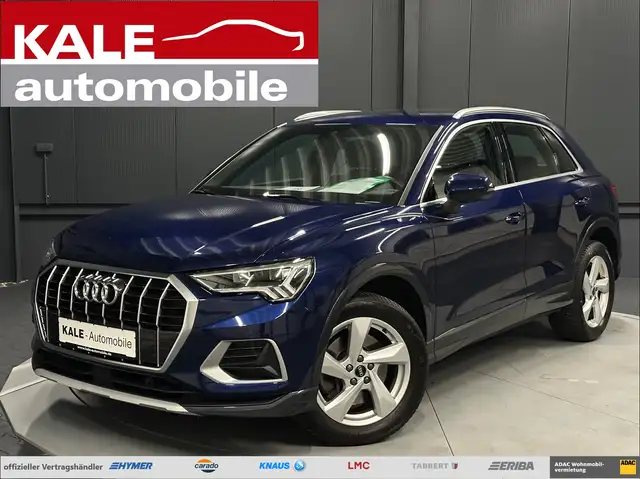 Audi Q3 view 3