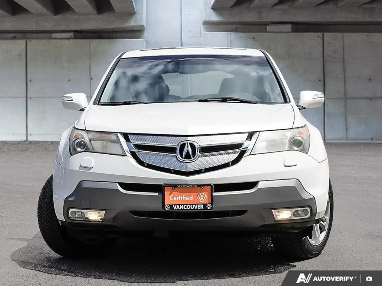 Acura MDX снимка Acura MDX