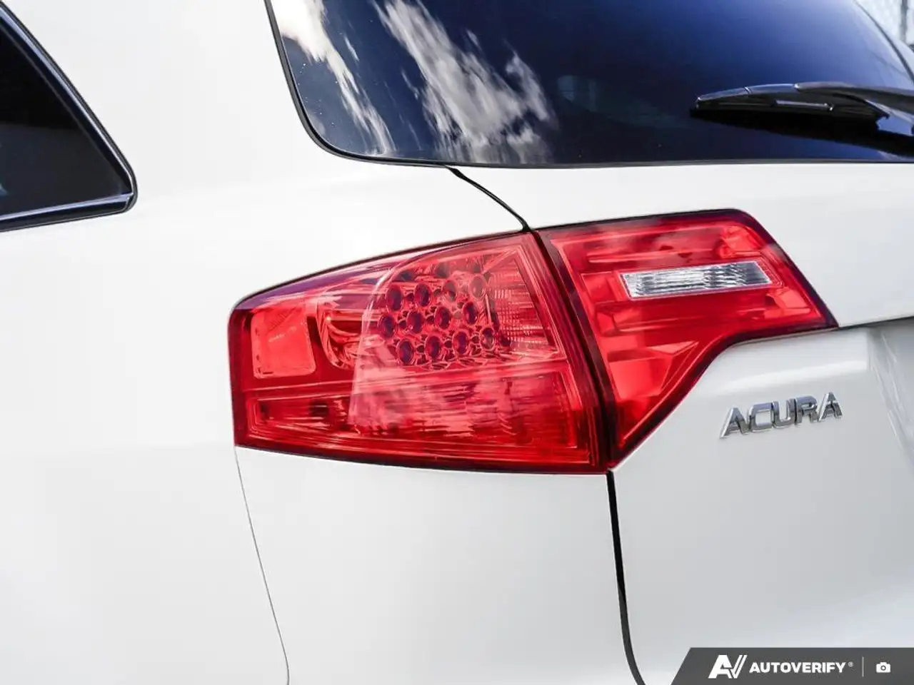 Acura MDX снимка Acura MDX