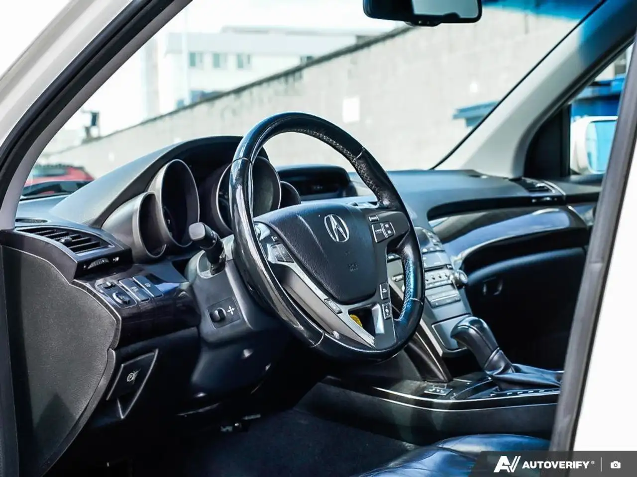 Acura MDX снимка Acura MDX