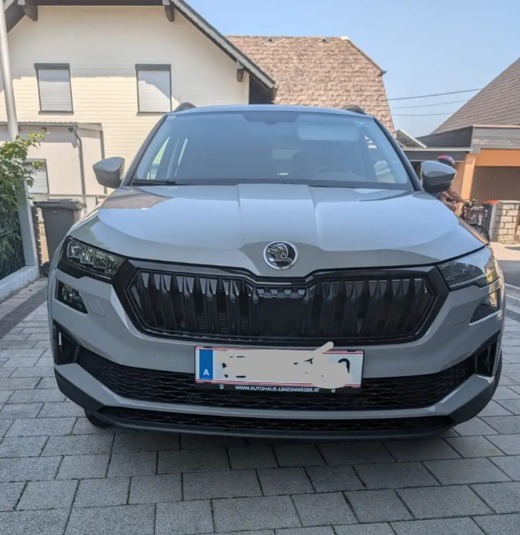 Skoda Karoq 1,0 TSI Ambition - 1