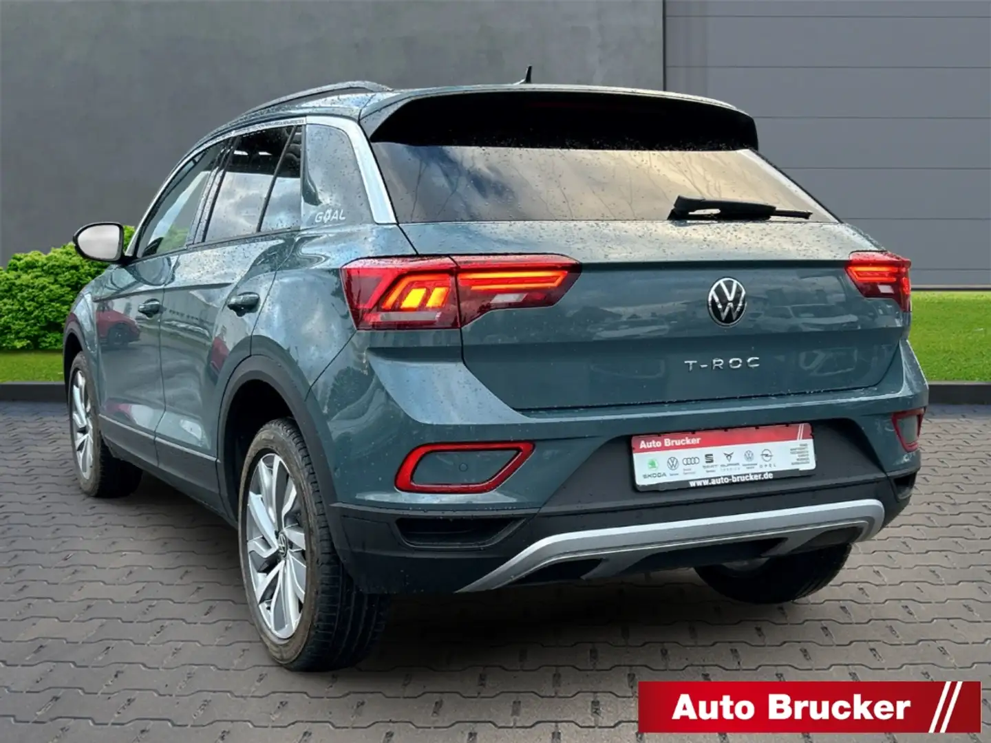Volkswagen T-Roc Goal 2.0 TDI+DSG+LED+NAVI+2-Zonen-Klima+SHZ Bleu - 2