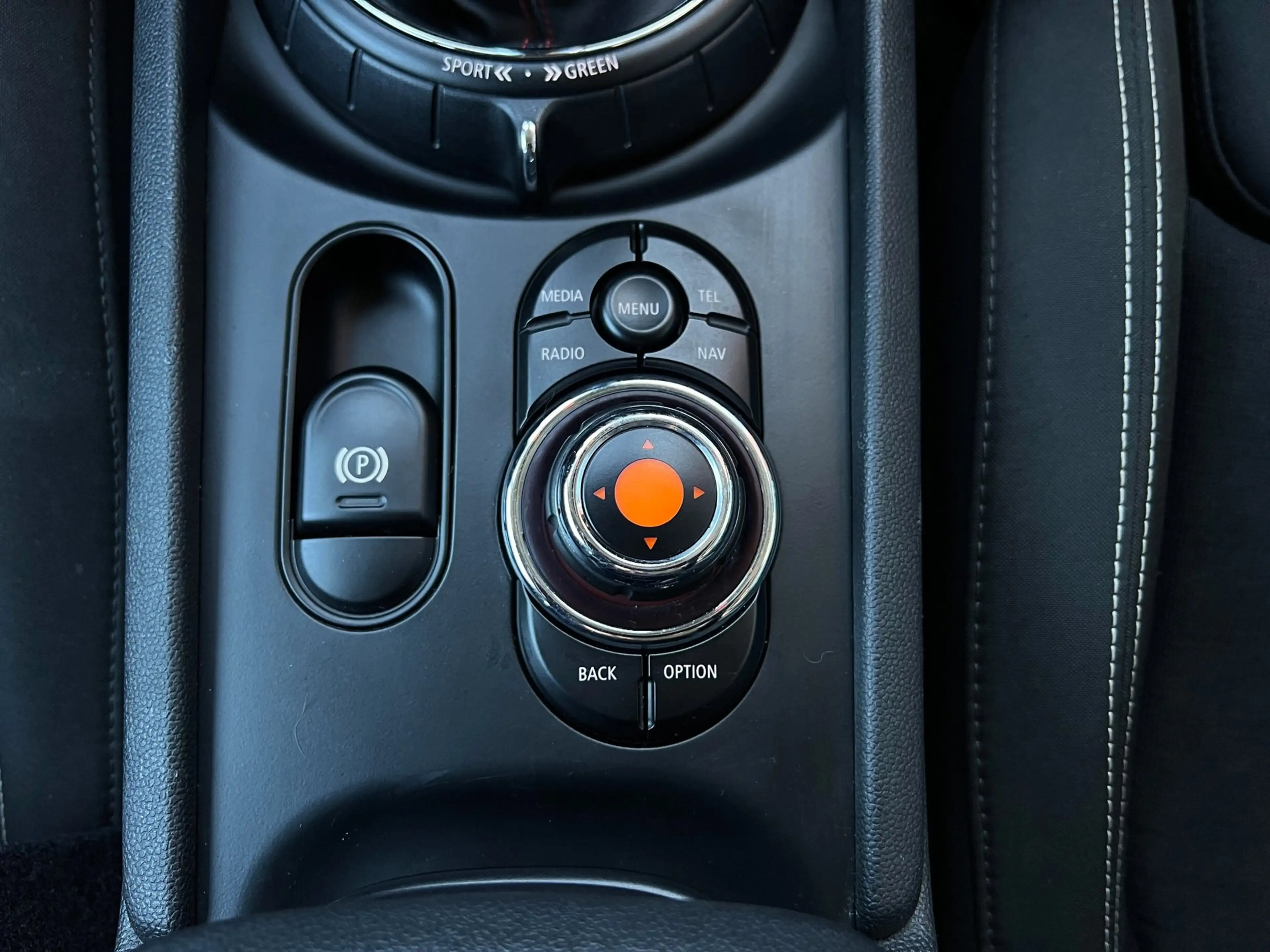MINI Cooper S Clubman Mini 2.0 automaat|LED|Cruise|Bluetooth — photo 13