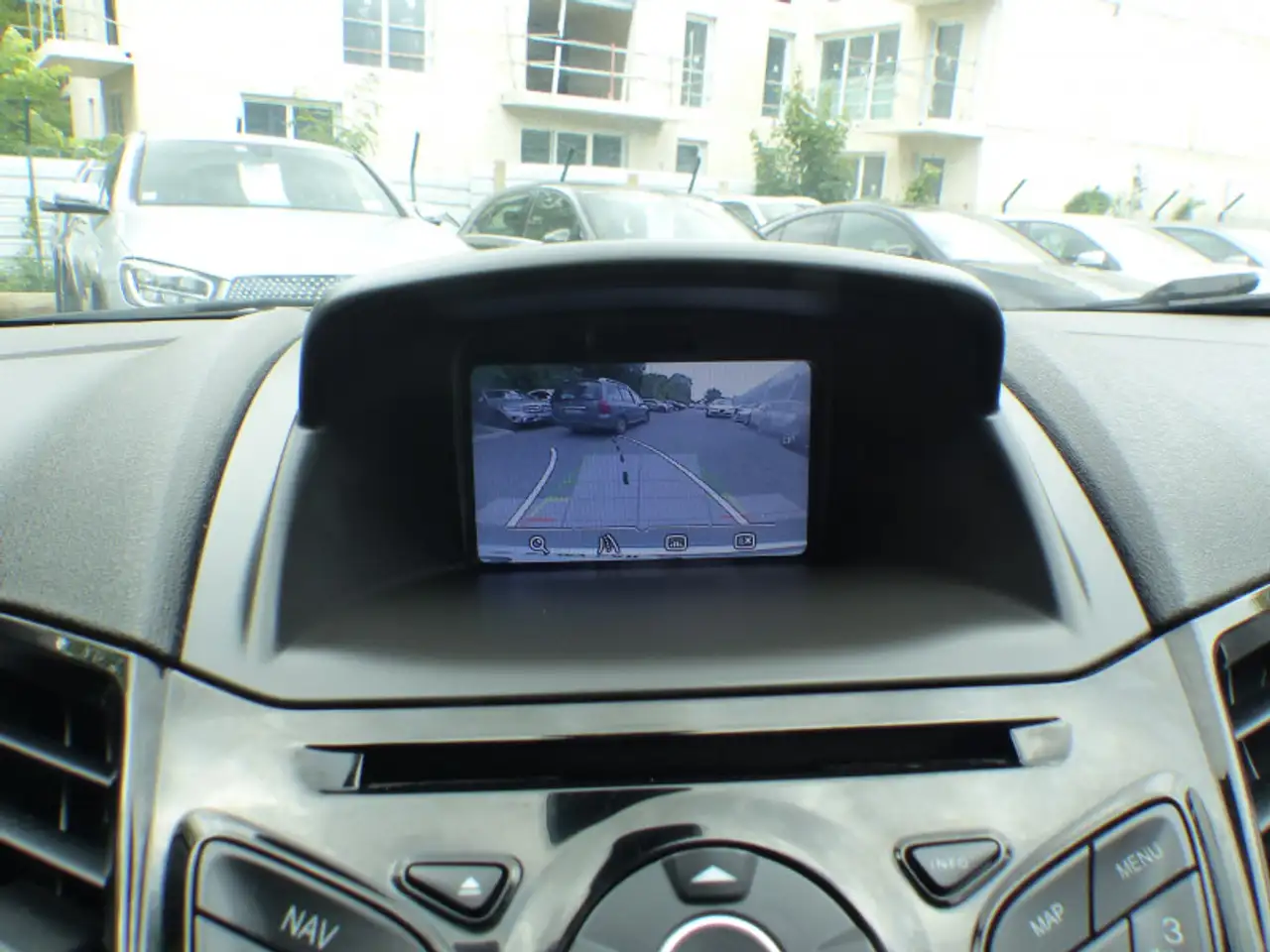 Ford Fiesta 5 portes — photo 17