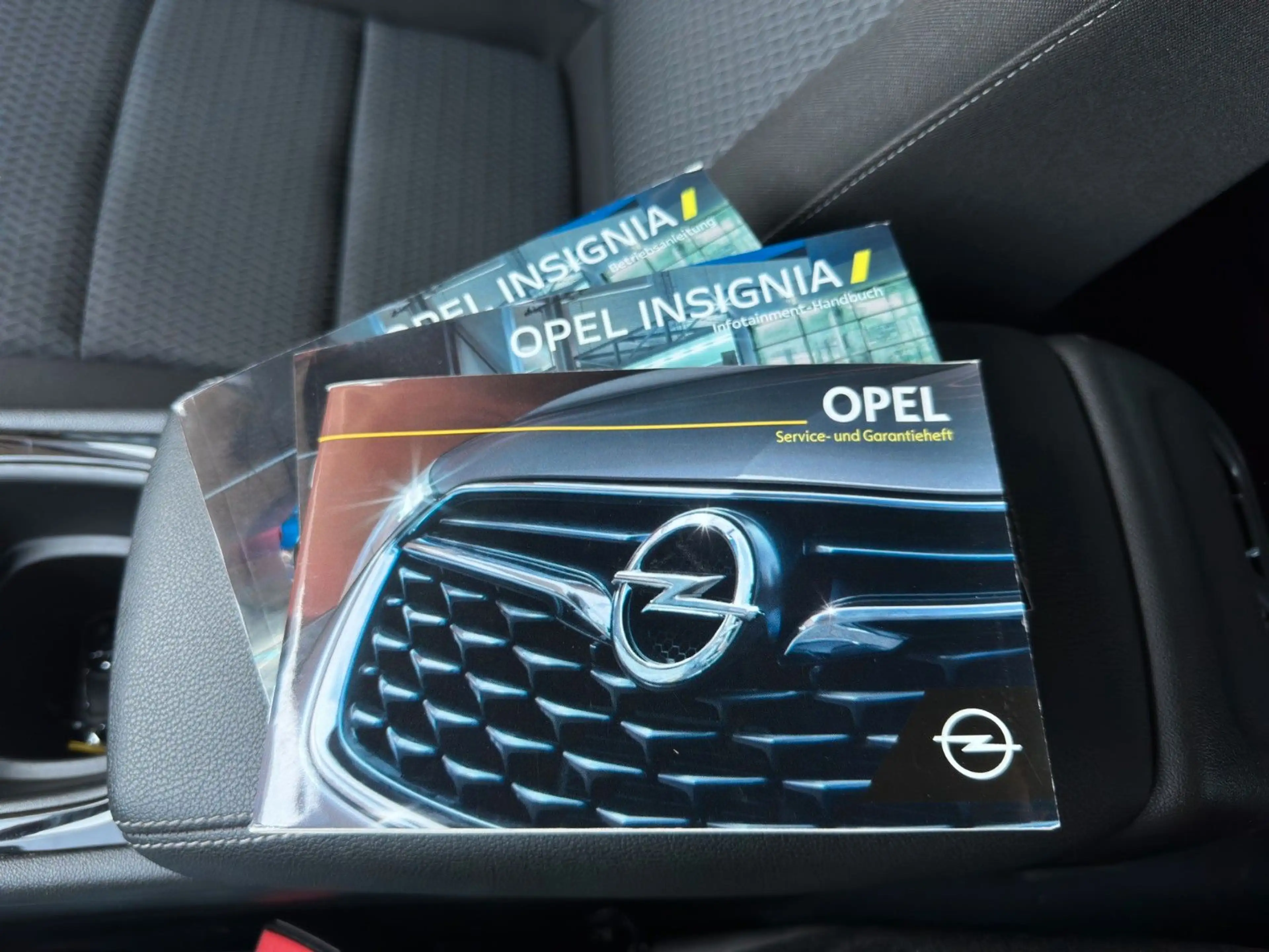 Opel Insignia B ST "Business Edition" Garantie/1-Hand — photo 21
