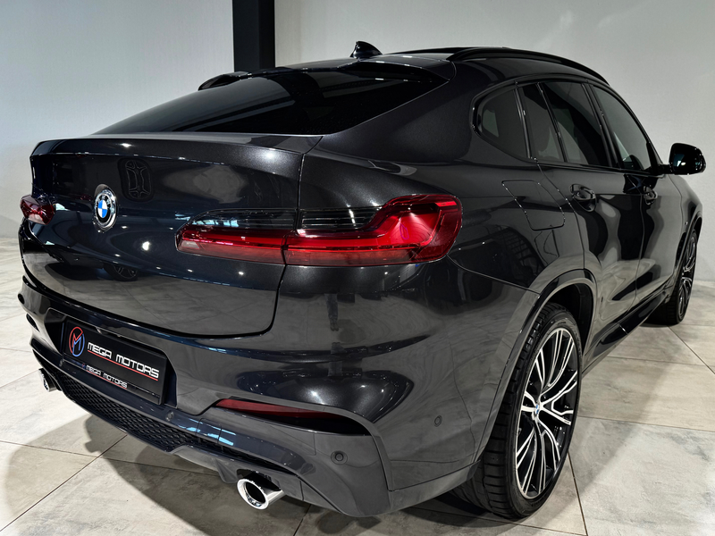 BMW X4 2.0dAS 190CV X-DRiVE !! PACK M" + SHADOW  !! H&K CAMERA 360° NAVi PANO CUiR JA21"++ — photo 4