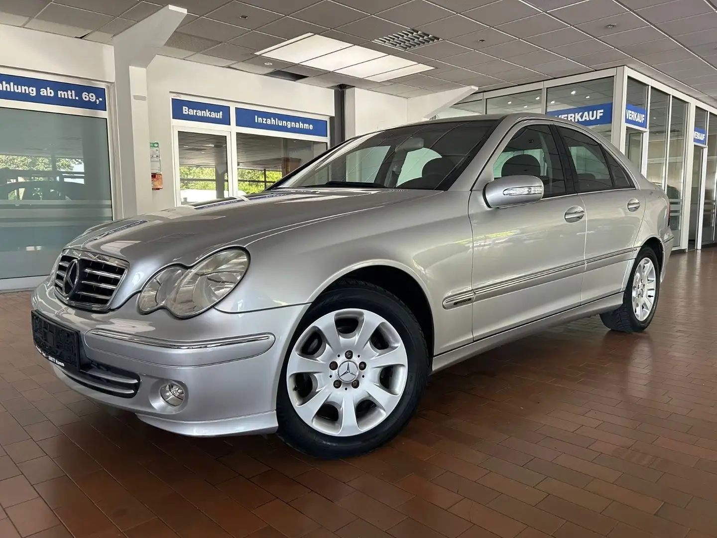 Mercedes-Benz C 180 C -Klasse Lim. C 180 Kompressor*GEPFLEGT* Silber - 1