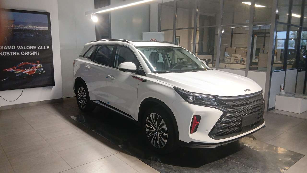 DFSK Fengon 600
