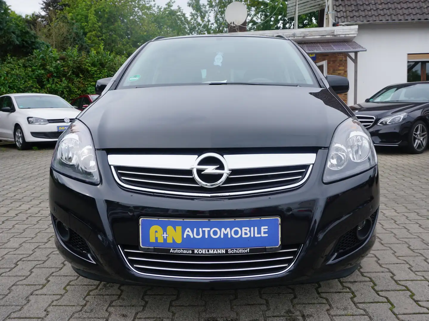 Opel Zafira Family /KLIMA/EURO5/SCHECKHEFT/TÜV NEU/ Schwarz - 1