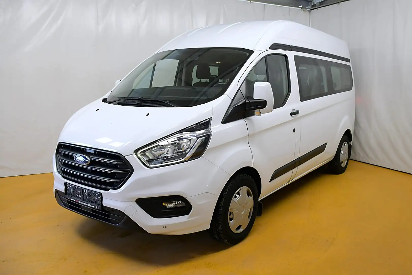 Ford Transit Custom Variobus 2,0 TDCI L2H2 340 Trend Weiß - 1