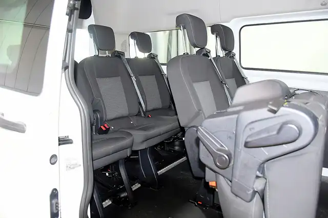 Ford Transit Custom view 7
