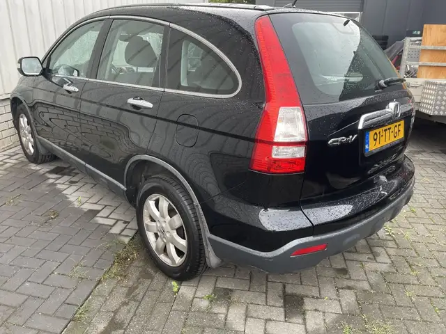 Honda CR-V view 2