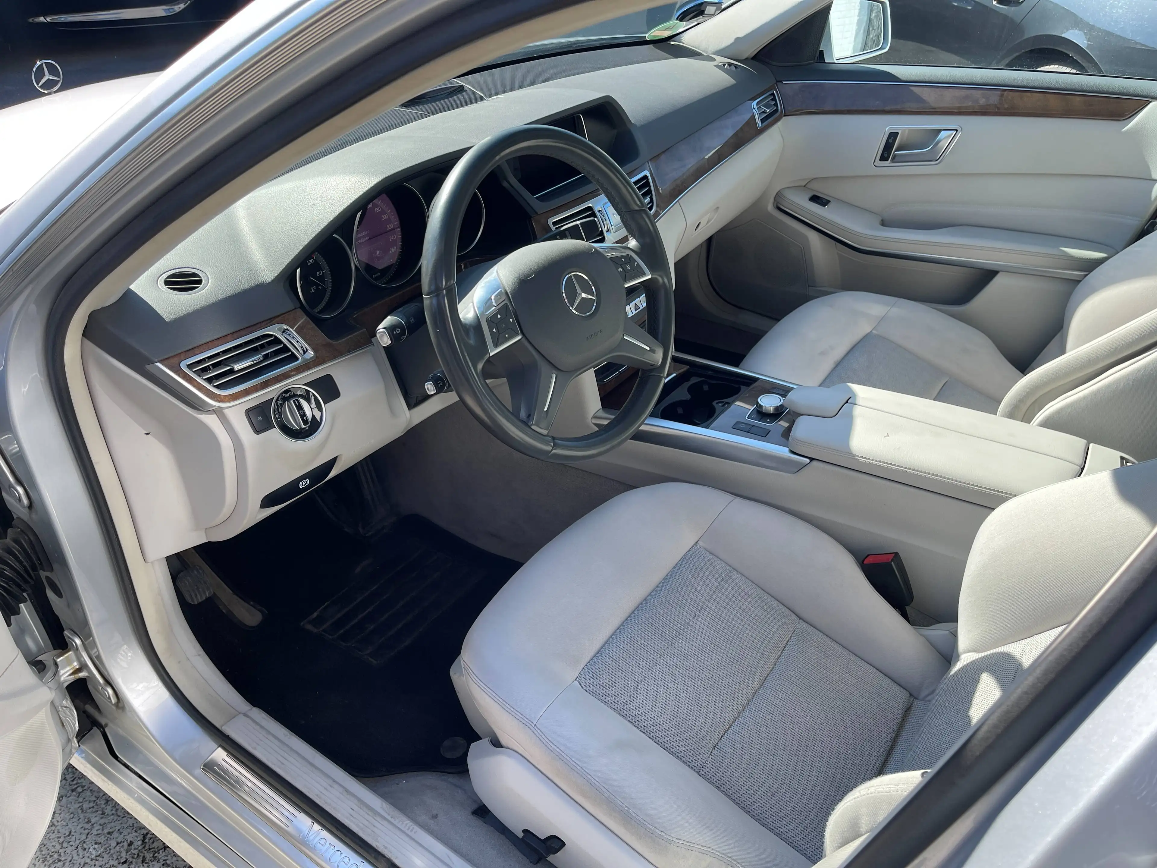 Mercedes-Benz E 350 E 350|Finanz. ab 199€| Sitzheizung| TÜV Neu — photo 11