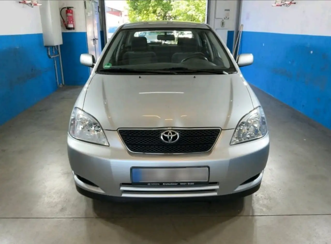 Toyota Corolla 110 VVT-i Linea Terra
