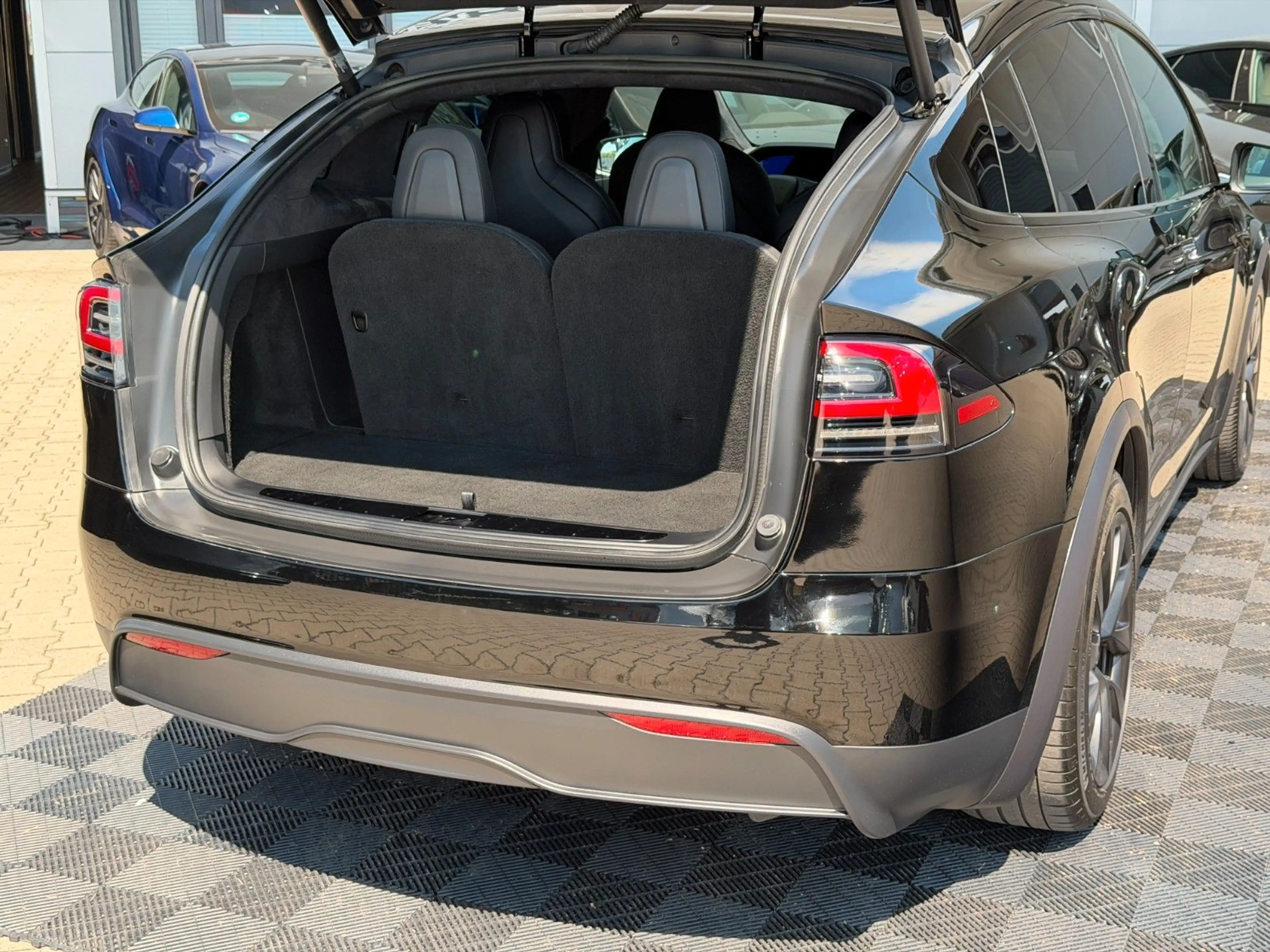 Tesla Model X MODEL X PLAID | ENHANCED AUTOPILOT 4 | 6 SEATER — photo 12