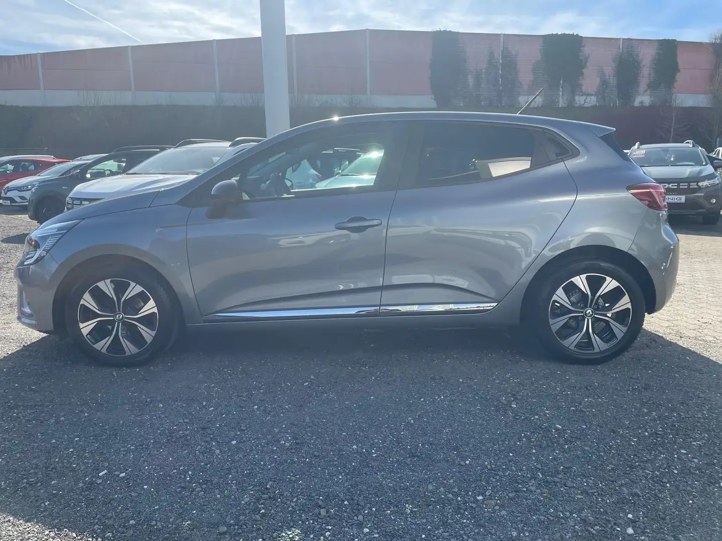 Renault Clio 1.0 SCe 65 EVOLUTION KLIMA*NAVI*SHZ*CARPLAY Grijs - 2