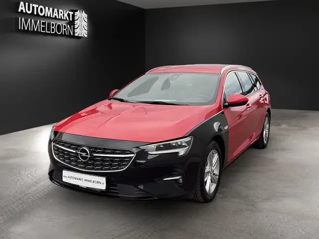 Opel Insignia view 3