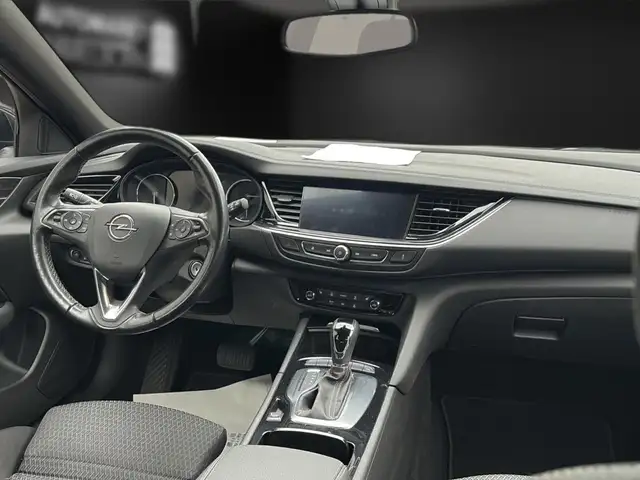 Opel Insignia view 15