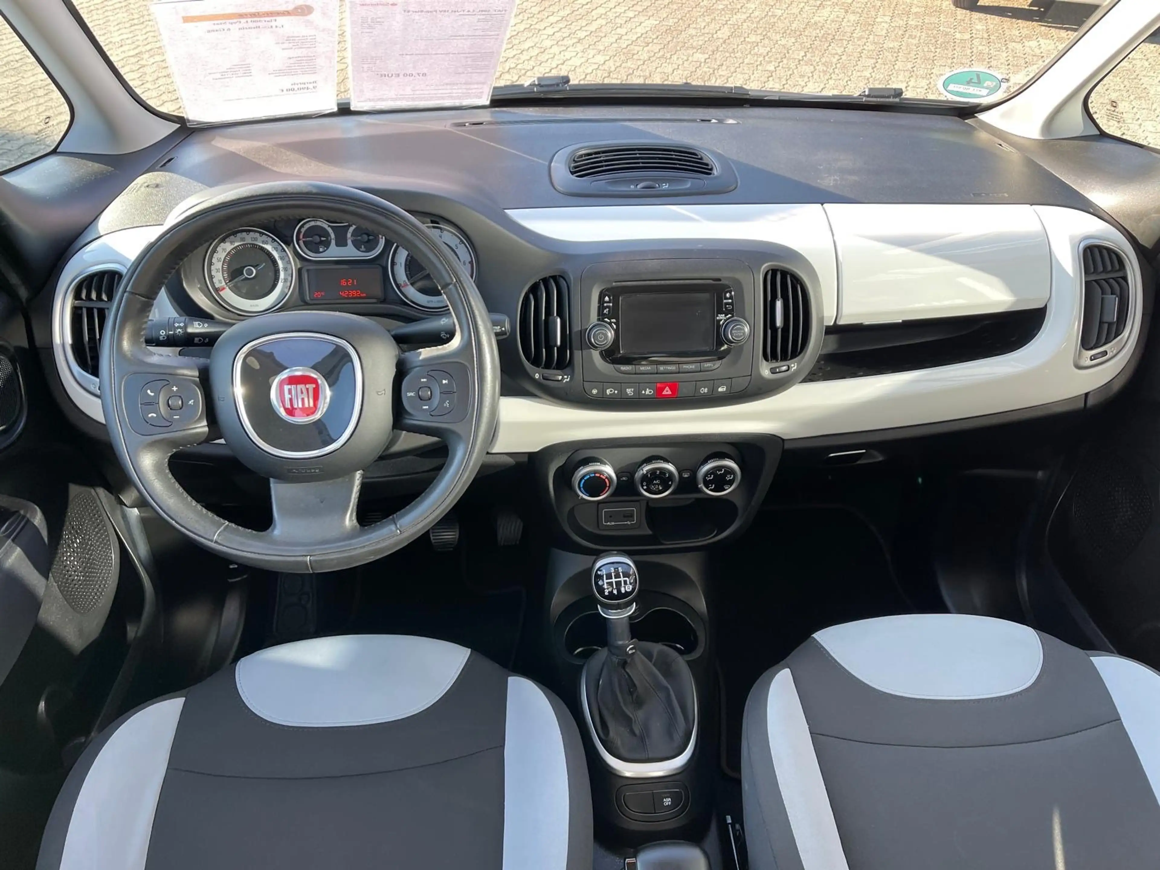 Fiat 500L Pop Star — photo 9