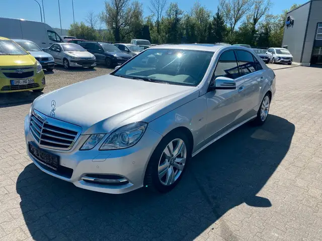 Mercedes-Benz E 300 CDI Limousine BlueEfficiency