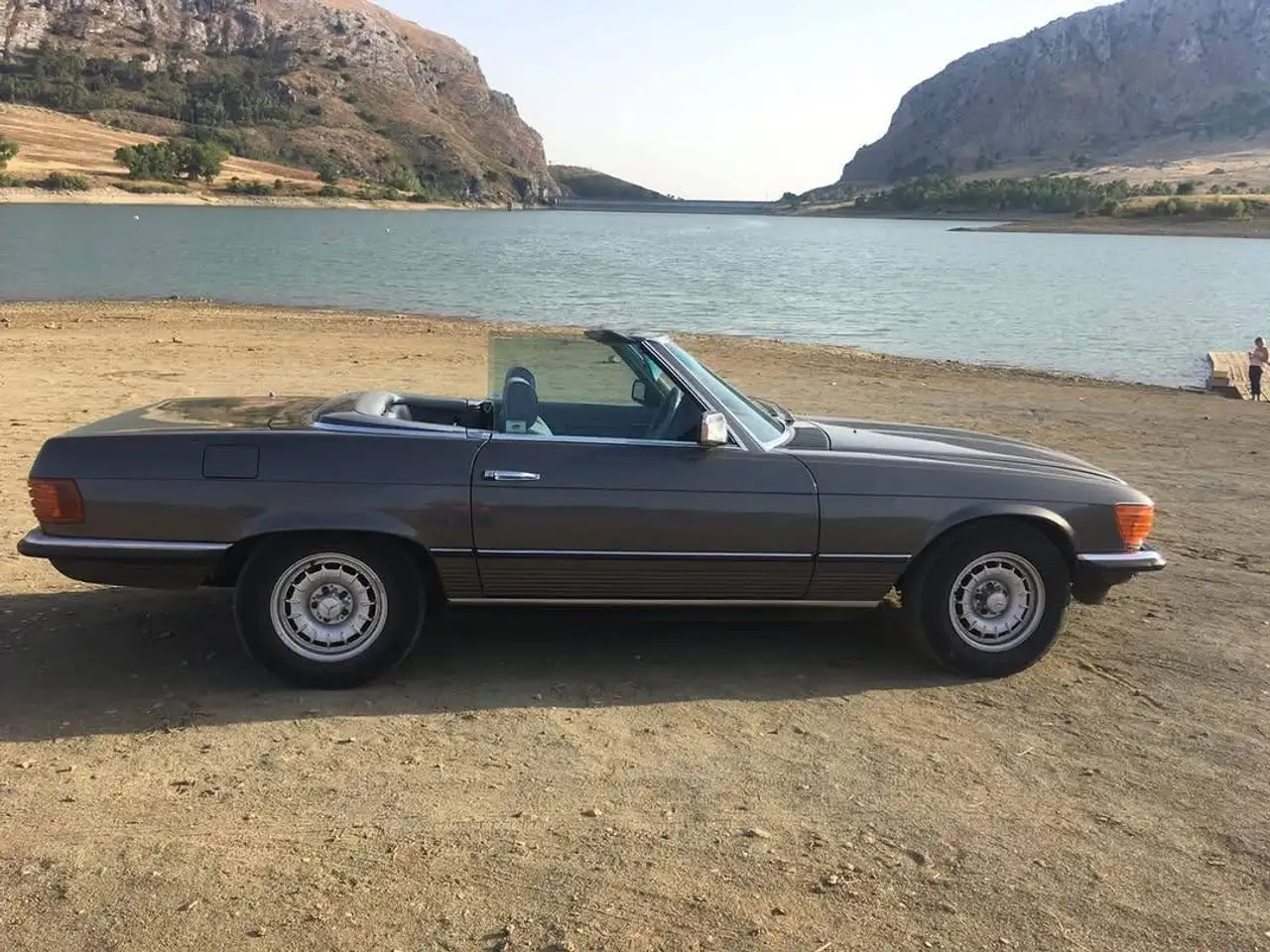 Mercedes-Benz SL 280 Roadster, foto 4
