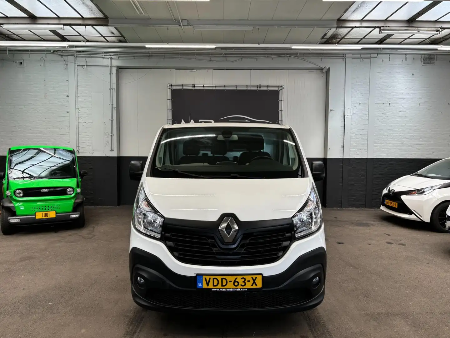 Renault Trafic 1.6 dCi T29 L2H1 Générique Airco/Camera/Cruise Con - 1