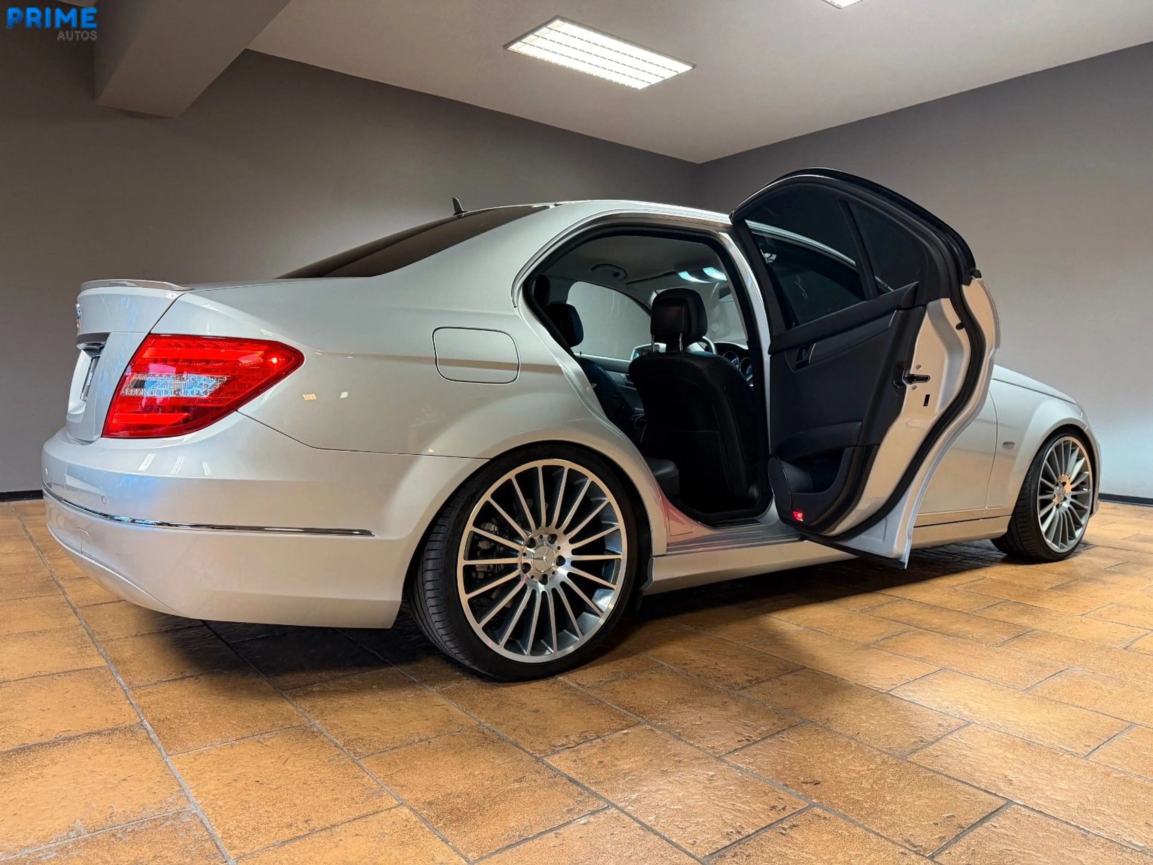 Mercedes-Benz C 250 CDI Limousine BlueEfficiency 4Matic — photo 7