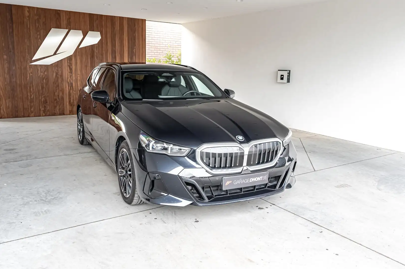 BMW 530 e xDrive, M pack, Harman Kardon, Camera Noir - 1