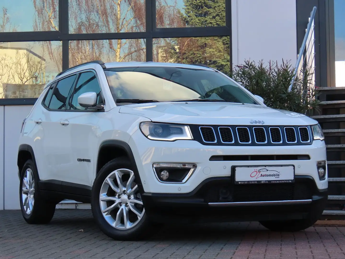 Jeep Compass 1.3 GSE T4 Autom. Sitzheizung Kamera Blanc - 1